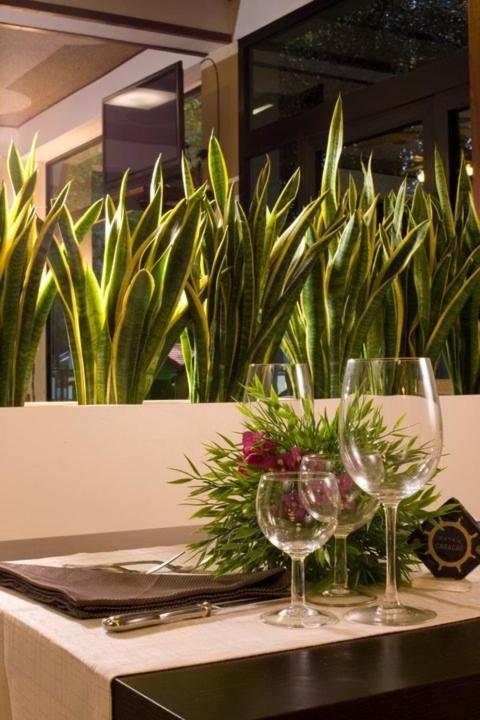 Hotel Caracas Католика Екстериор снимка